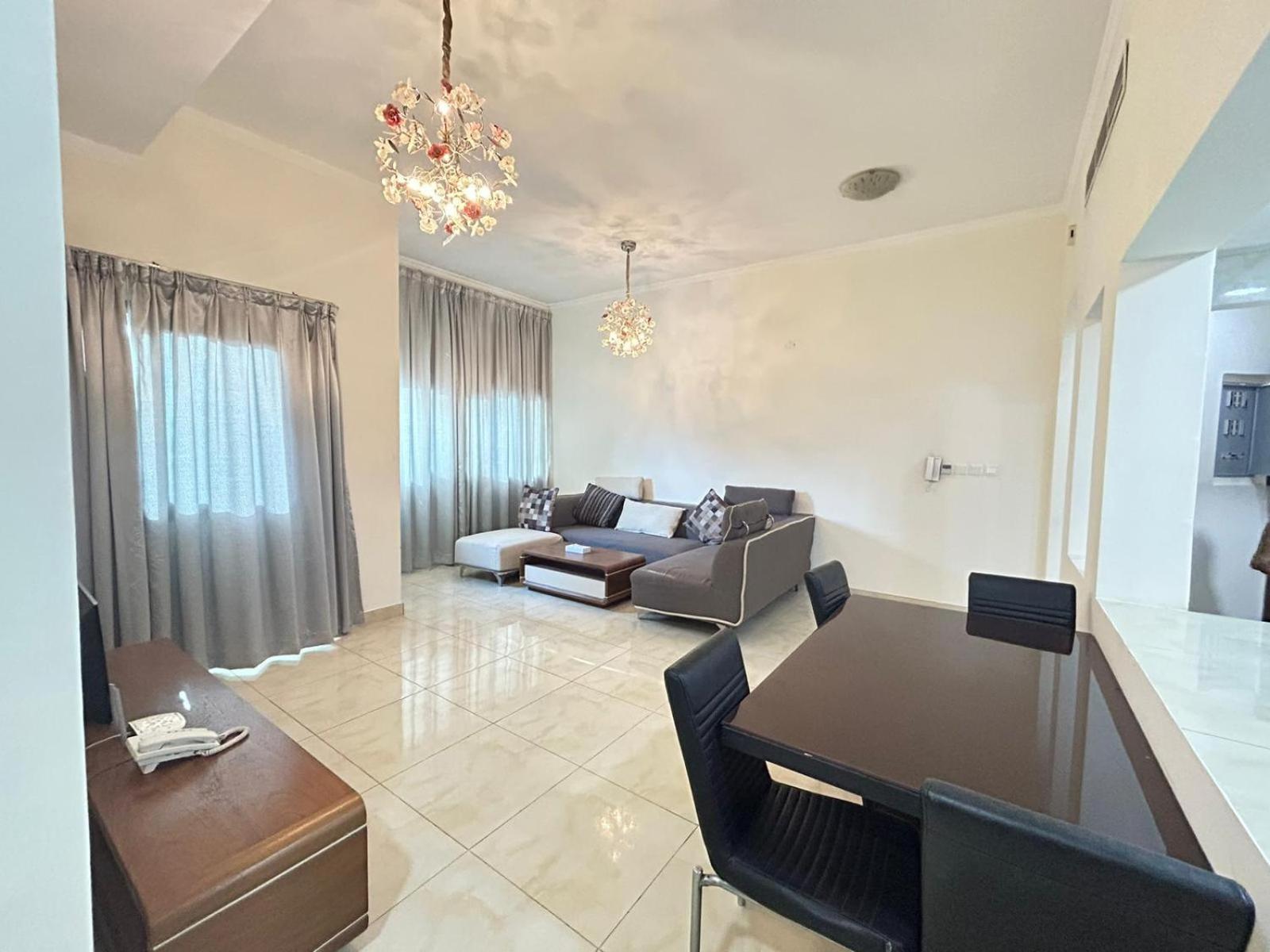Al Hayat Suites Apartment Al-Manamah Bagian luar foto