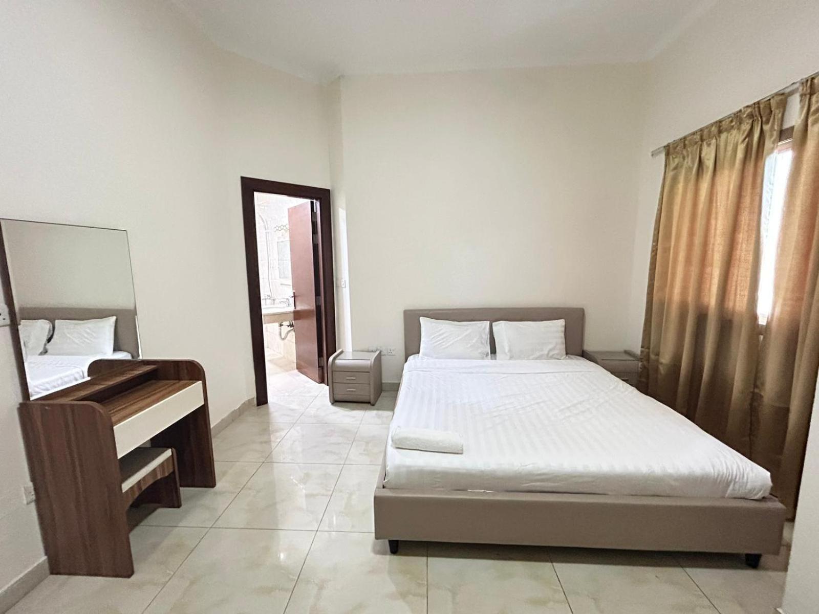Al Hayat Suites Apartment Al-Manamah Bagian luar foto