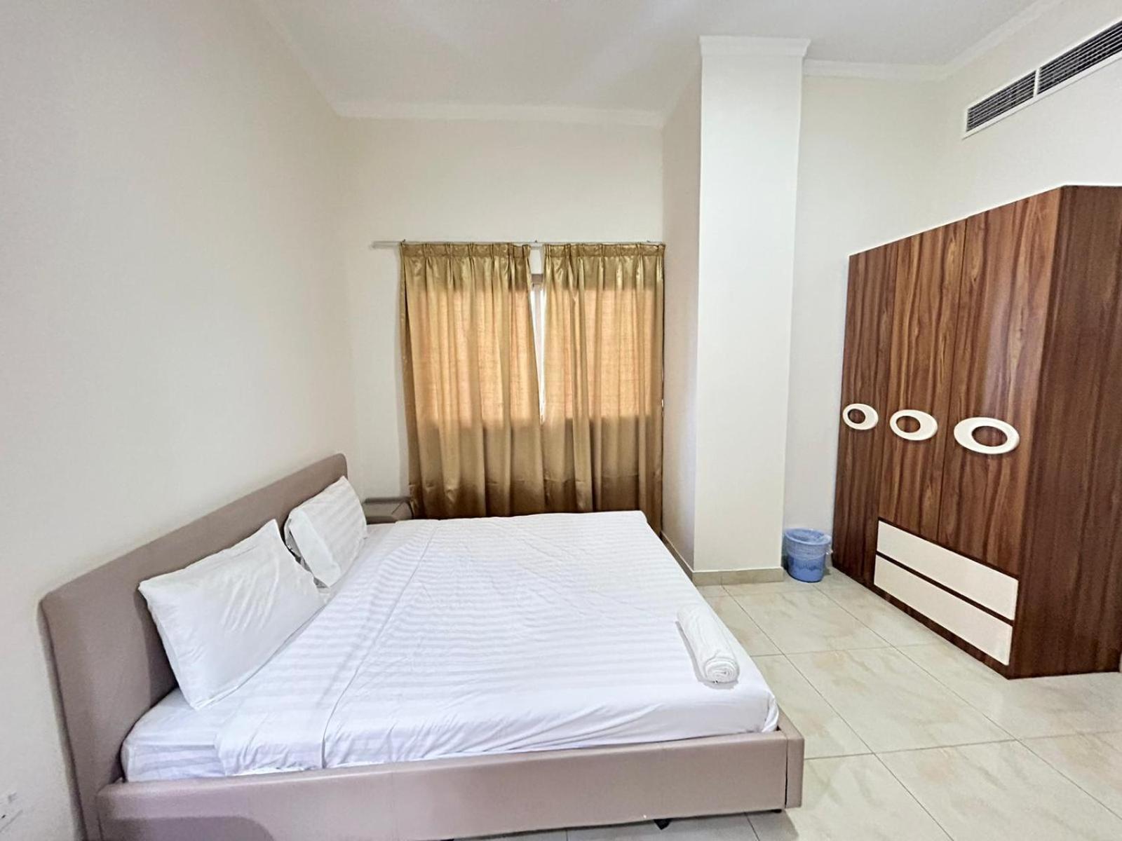 Al Hayat Suites Apartment Al-Manamah Bagian luar foto